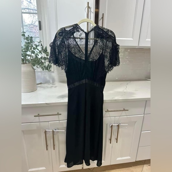 ❌SOLD❌Self Portrait black mason cape overlay dress, US size 10. NWT. - Picture 4 of 6